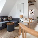 Mintgraz - 1 Bedroom Penthouse Daire *