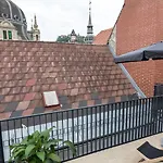 Mintgraz - 1 Bedroom Penthouse Appartement