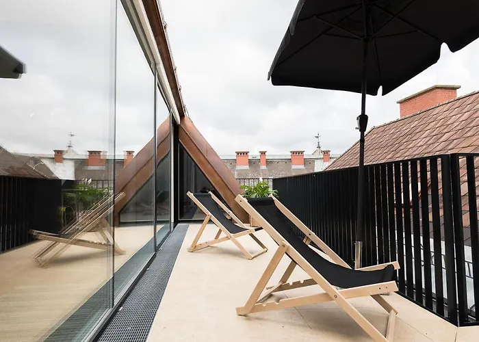 Beautiful Penthouse Right In The Center Apartament